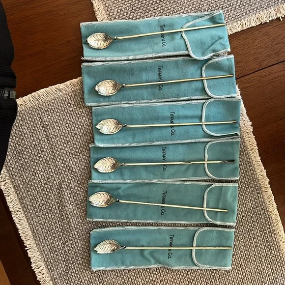 Vintage sterling silver Tiffany double leaf spoon straws - Picture 3 of 5